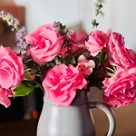La Rose Du Le Ours, 2 Idyll Am *